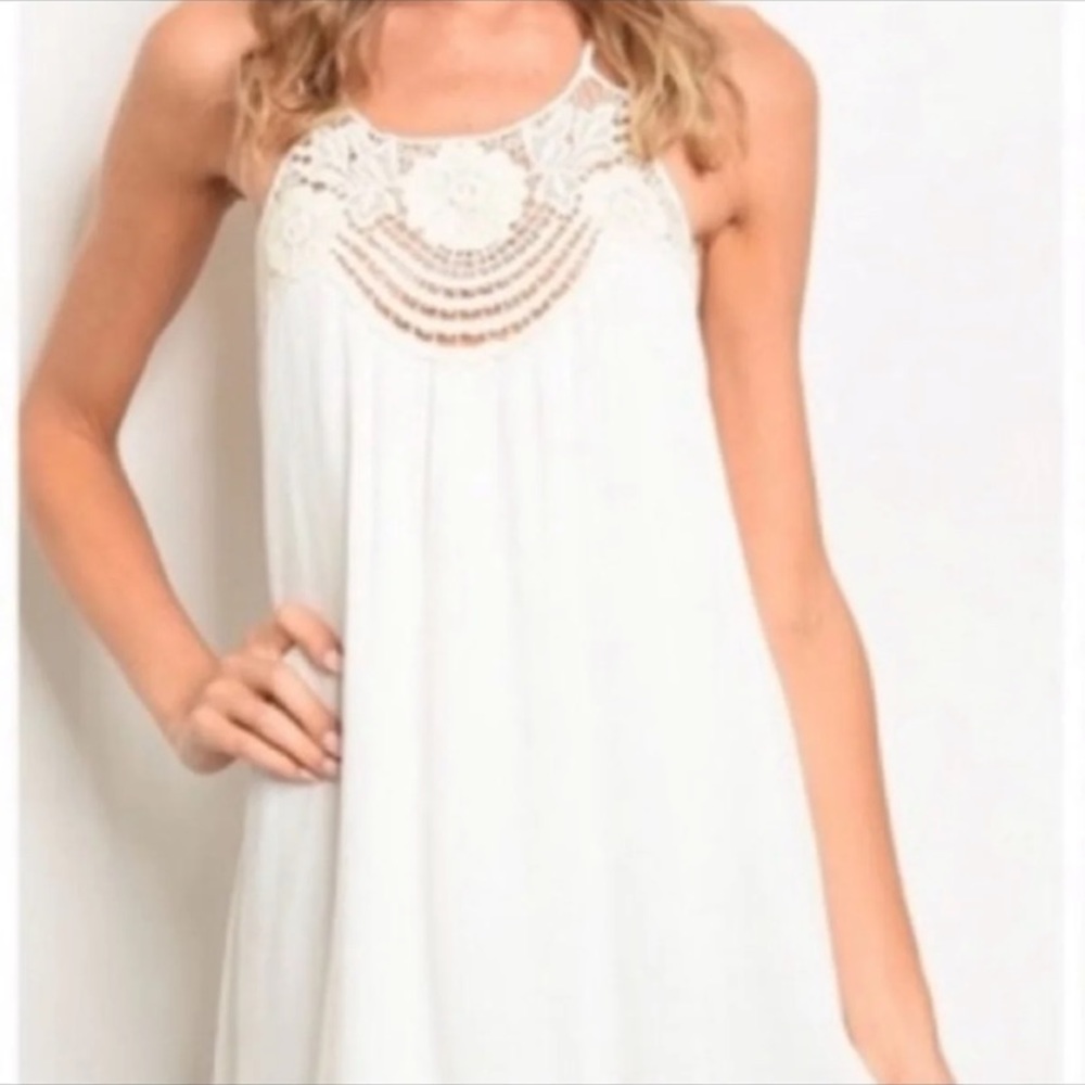 White and tan crocheted neck and strappy back dress Small S - Picture 2 of 7